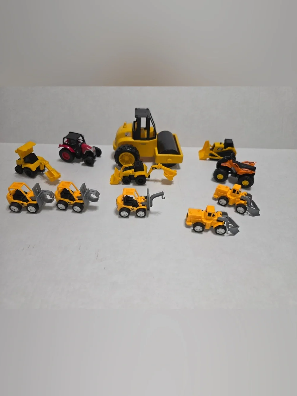 11 piece Toy Farm/ Construction Vehicles Set for Kids